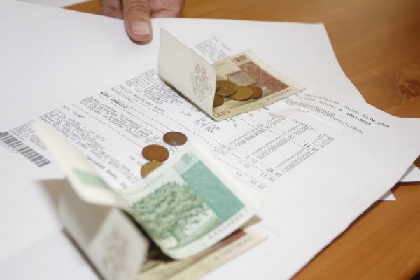 R Ins Nauda Komun Lie Maks Jumi2