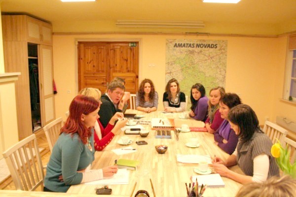 Nealstiskas Organizacijas