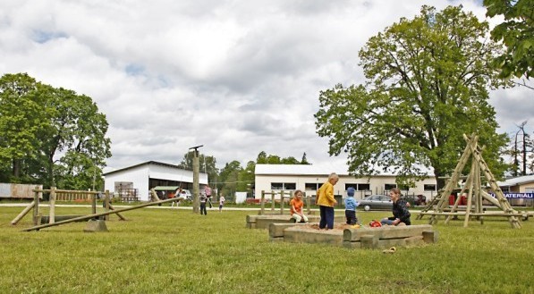 Taurene Bernu Rotalu Laukums