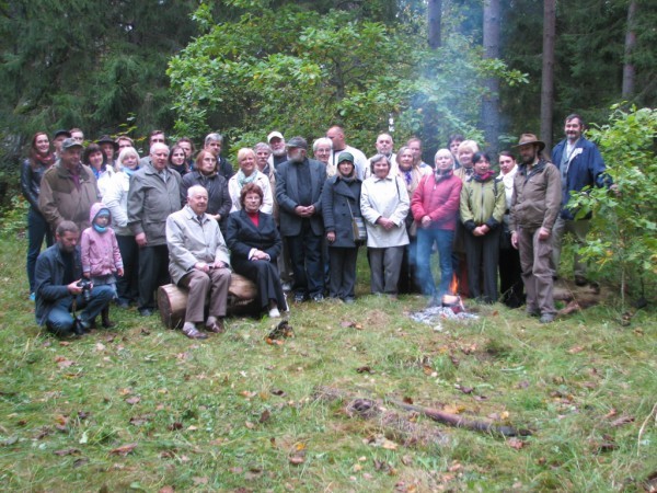 Sarumkaln Autine Foto D Cepurite