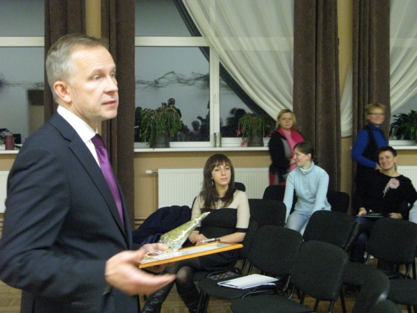 Lb Prezidents Nitaure 3