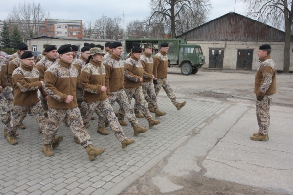Jaunas Fomas Jauni Meerki