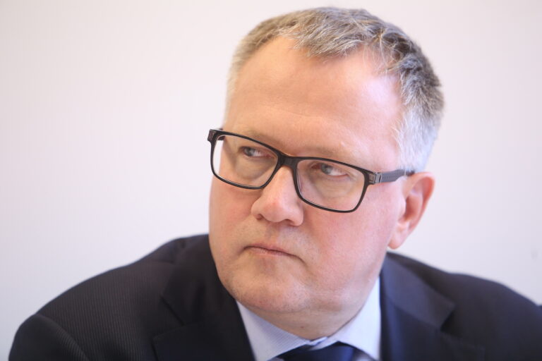 Informē Rīgā Gaidāmā 