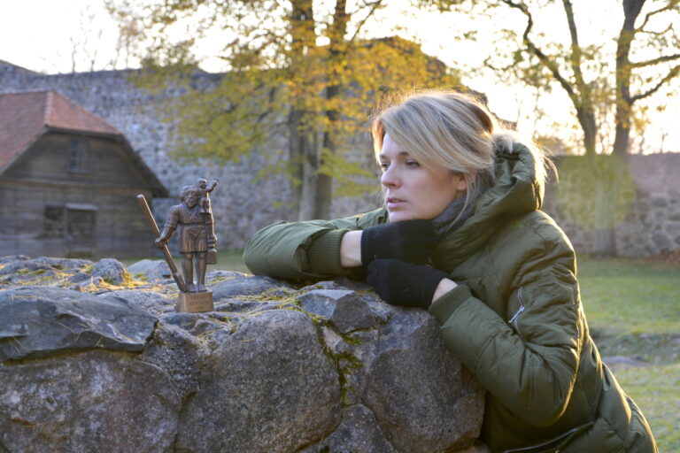 Liene Lavina Kalnaella 1