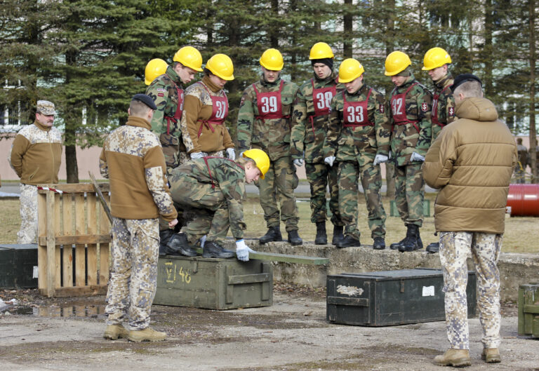 Jaunsargu Nometne Fotomarta 17 1