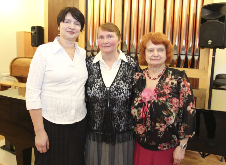 Harmonija Fotomarta 50 1