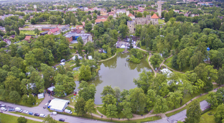 Ceesucelji Fotoindars 1