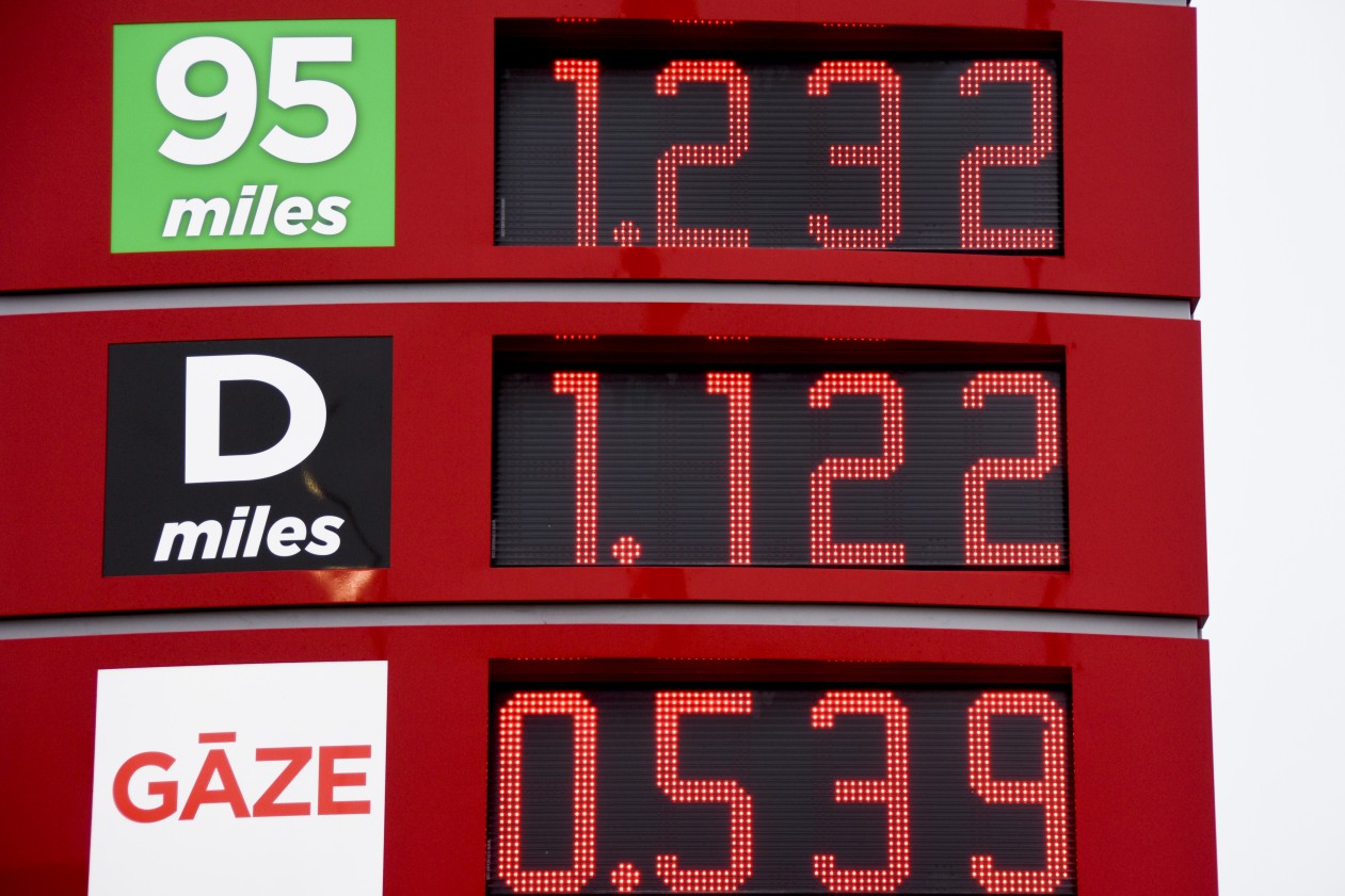 Degvielascenas Indarsfoto 1 1