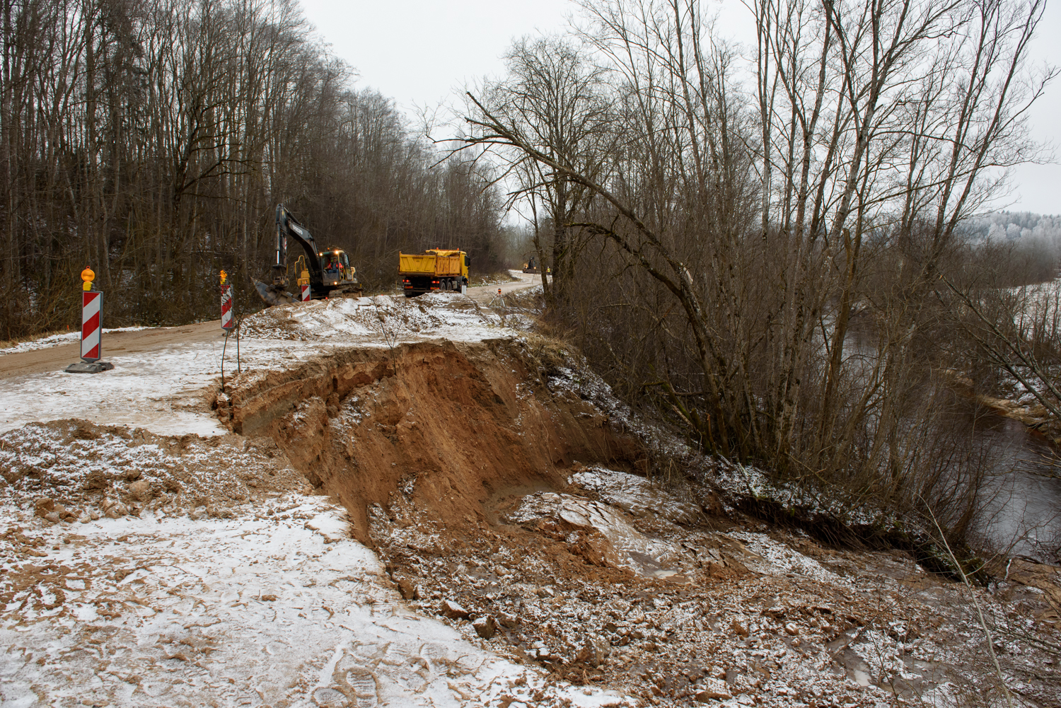 Satiksmes Ministrs Apseko Pie Rgiem Nosldjuo Cea Posmu 27852957089 O 1