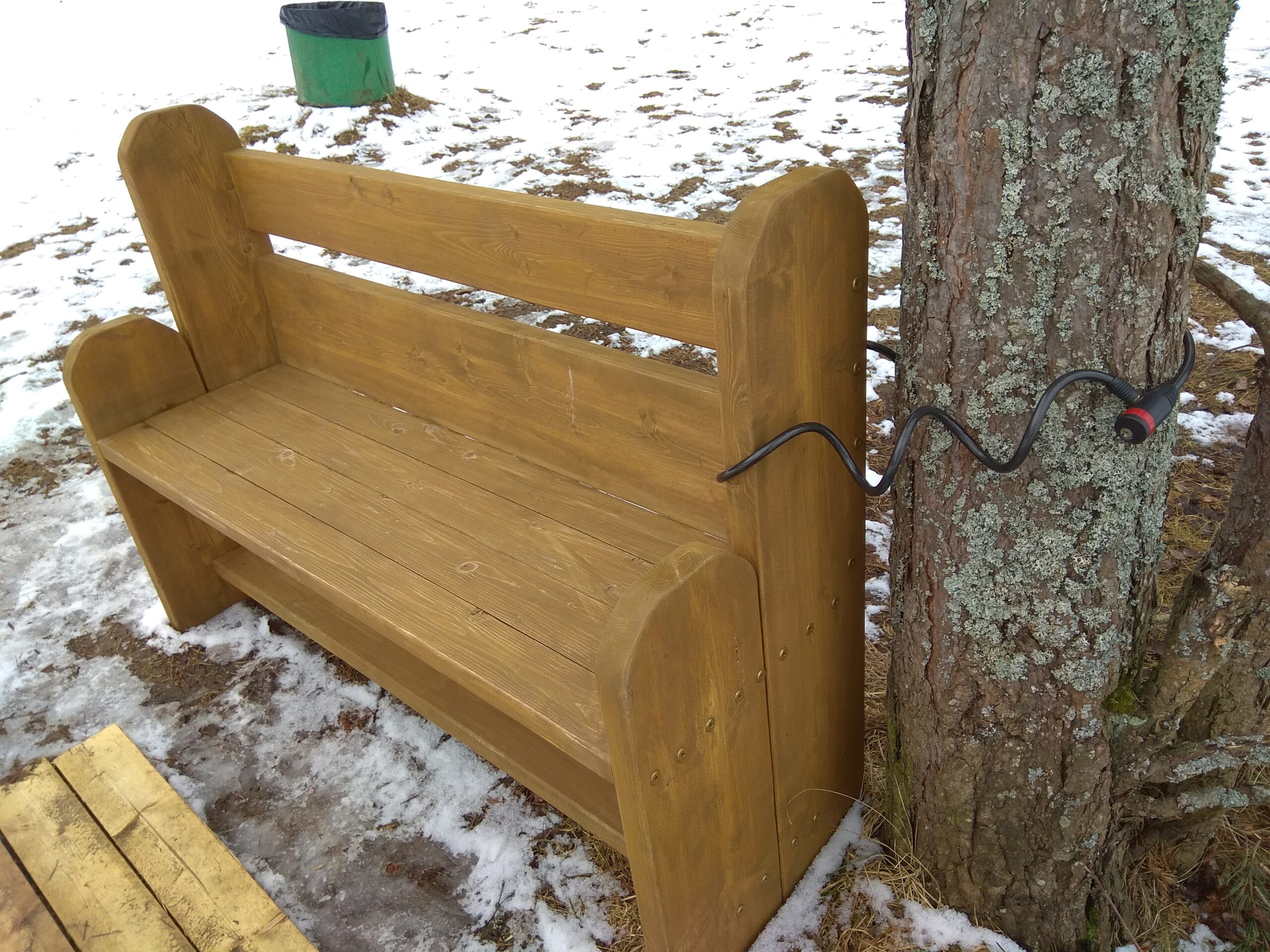 Solins Pie Koka Foto Leglite