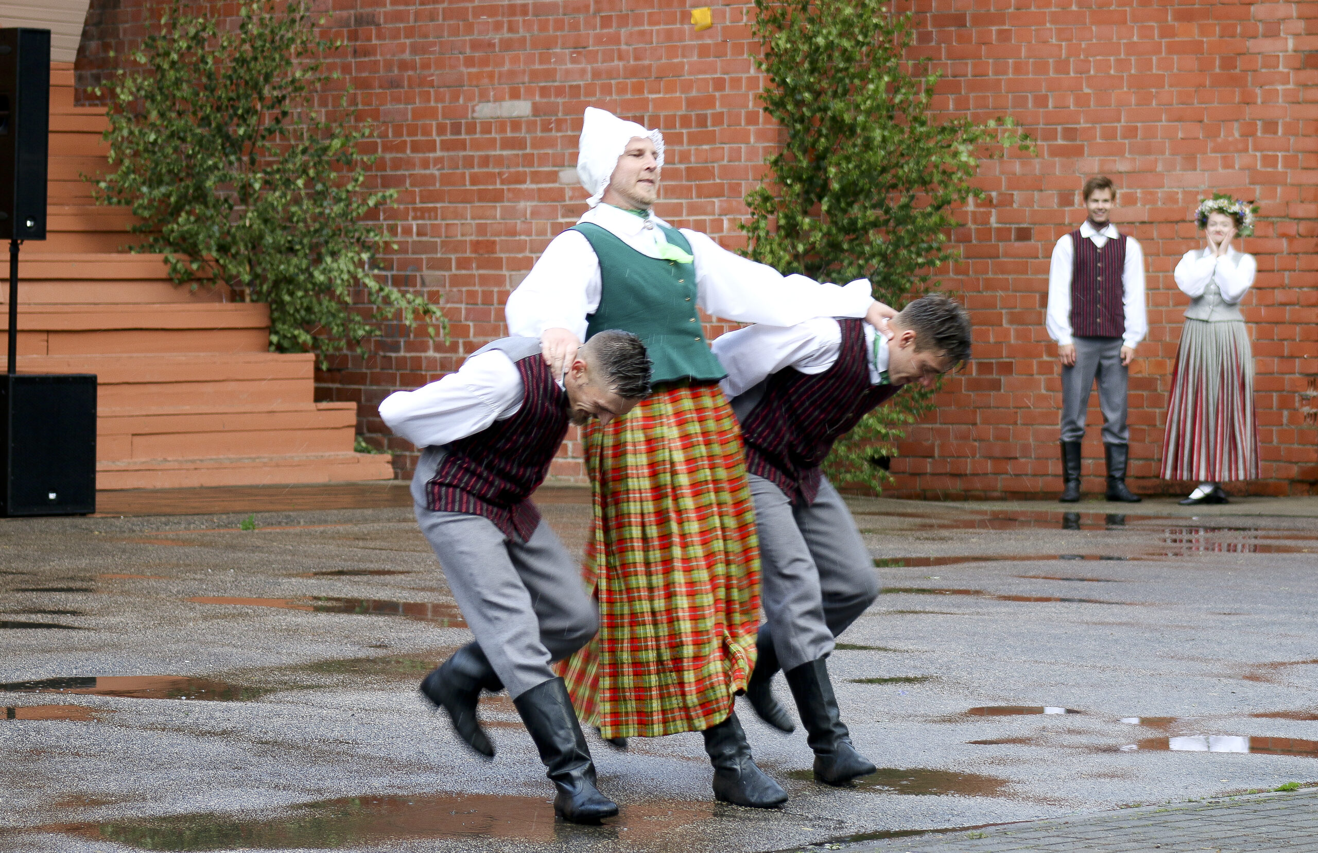 Dejotaji2 Fotomarta 1