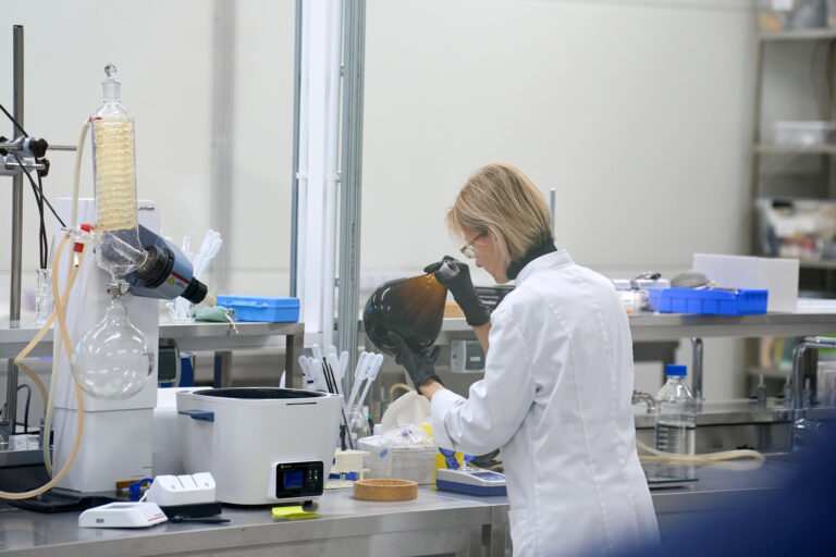 Vides Risinâjumu InstitÎts 3