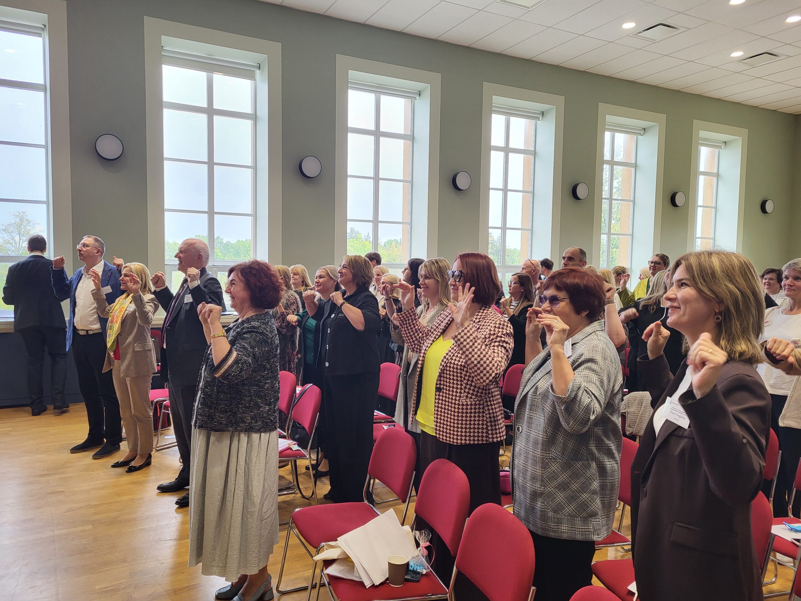 àimnâziju Konference