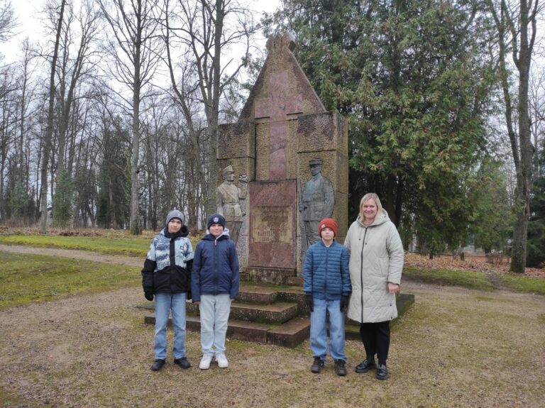 Cesu 1pamatskoris Lacplesa (4)