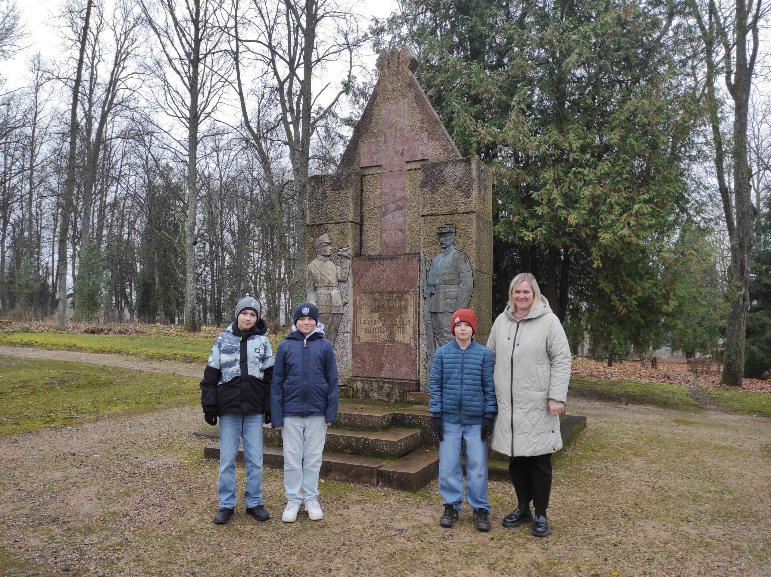 Cesu 1pamatskoris Lacplesa (4)