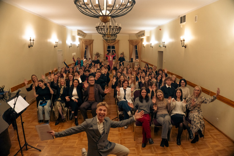 Zelta Briedis Jaunieii